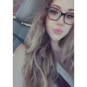 Meet your Posher, Robyn